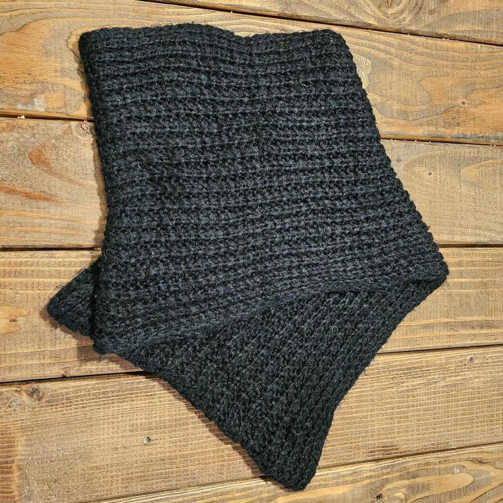 Cozy Black Knitted Scarf